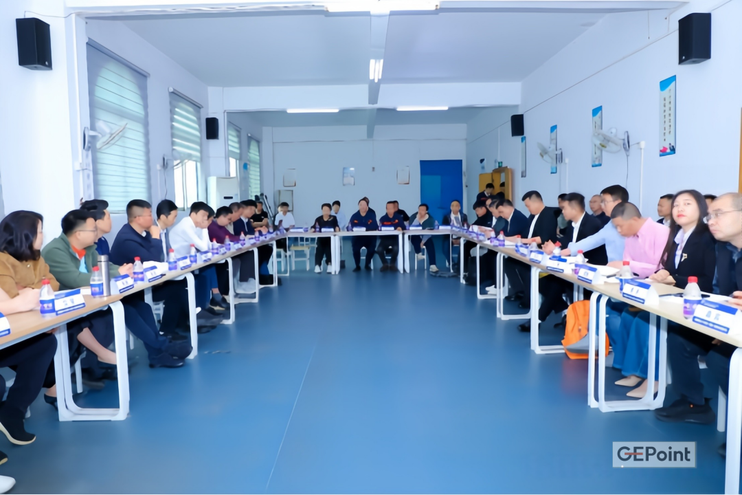 精铸合页专家